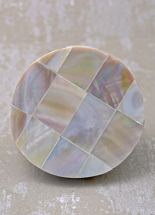 Antique Round Shaped Mother Of Pearl Kitchen Cabinet Knob