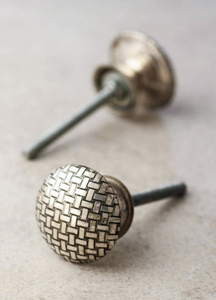 Silver Colored Metal knob Big Without dotted