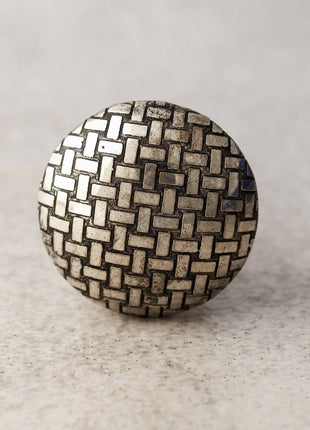 Silver Colored Metal knob Small without dotted