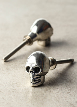 Skull Shape Knob With Antique Silver Look