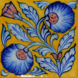 White leaf with yellow Base Tile (4x4)