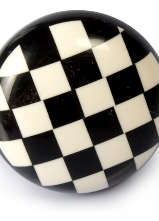 Well Designed Black And White Checkered Resin Drawer Knob